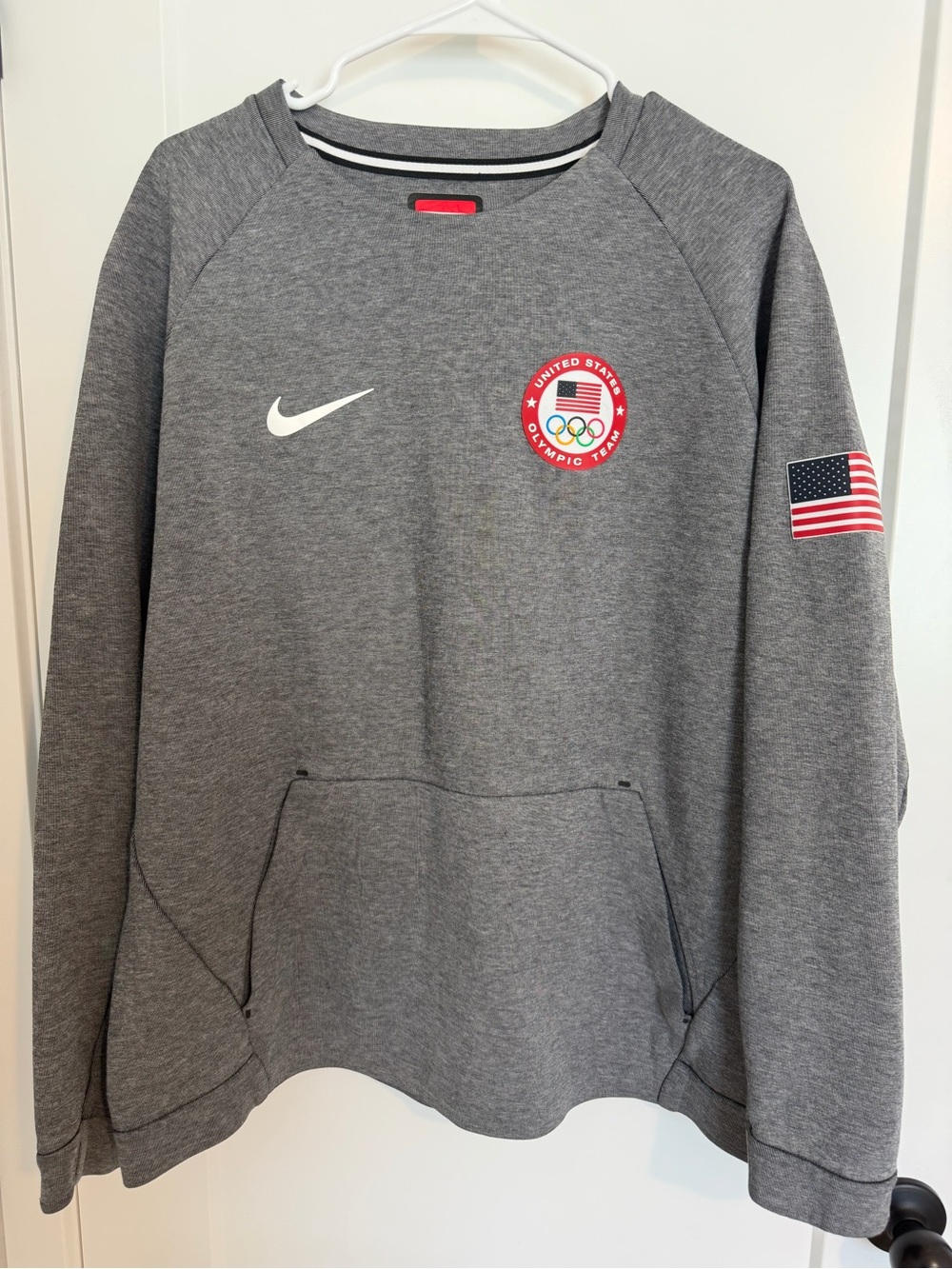USA Olympic Patch Nike Gray Men's Crewneck Sweatshirt